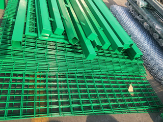 機(jī)械設(shè)備防護(hù)圍欄網(wǎng)